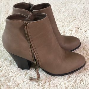 Brown Charlotte Russe heeled boots